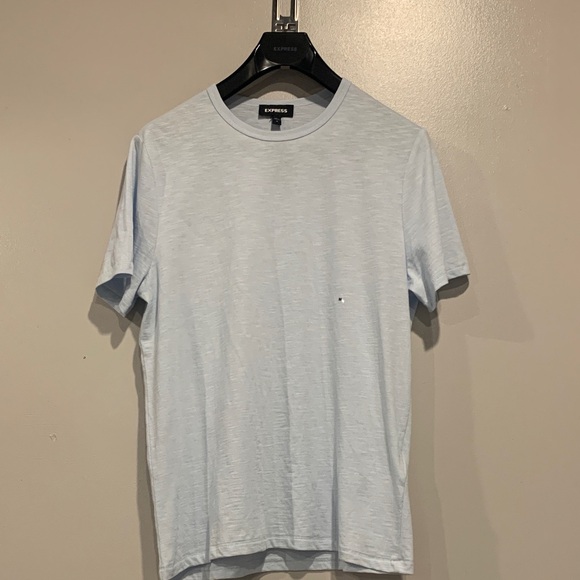 NWT Express Sky Blue Men's Short Sleeve Tee sz Medium - Picture 1 of 5